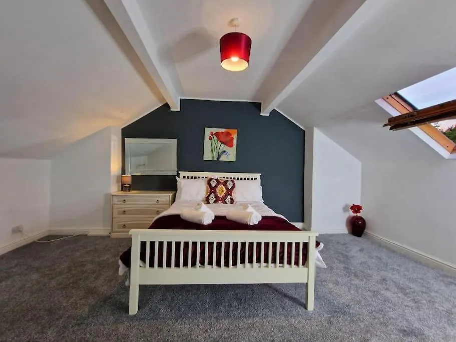 Stunning 3 Bedroom Near Ng Hospital Sheffield Prázdninový dům